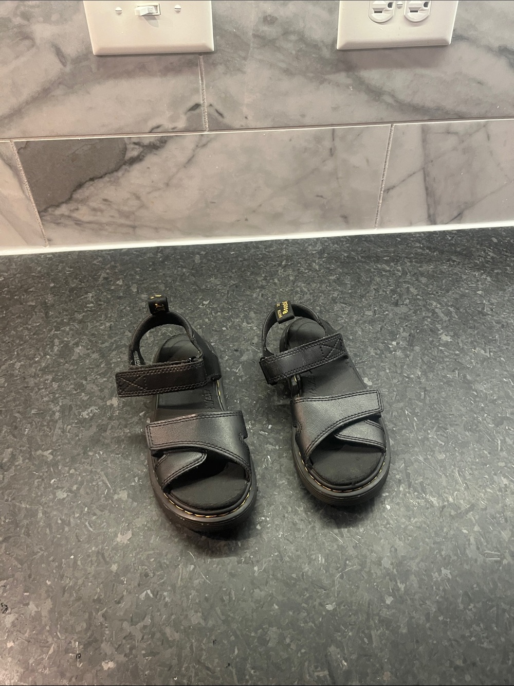 GIRLS DR MARTENS SANDALS